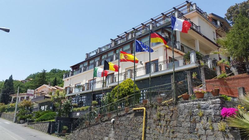 Hotel Primavera Dell'Etna - Genel