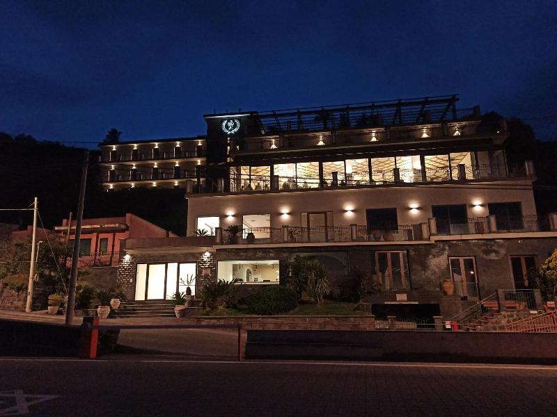 Hotel Primavera Dell'Etna - Genel