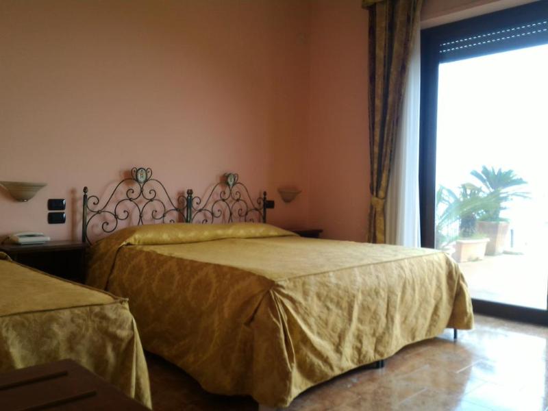 Hotel Primavera Dell'Etna - Oda