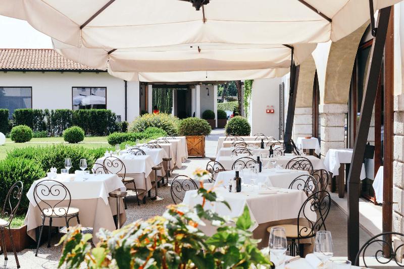 Splendido Bay Luxury Spa Resort Hotel - Restoran