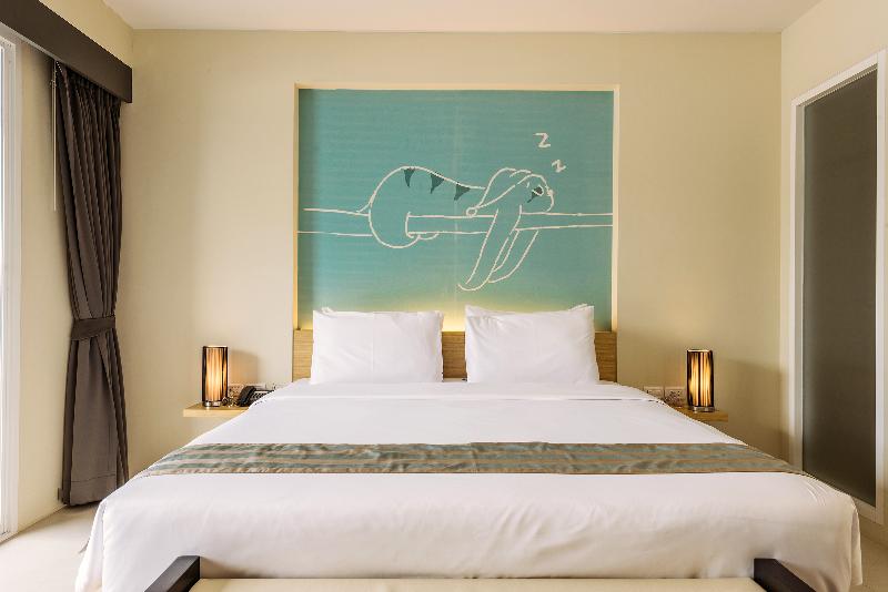 TIRAS Patong Beach Hotel - Oda