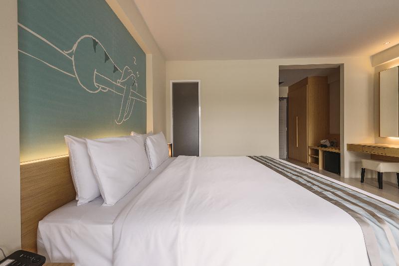 TIRAS Patong Beach Hotel - Oda
