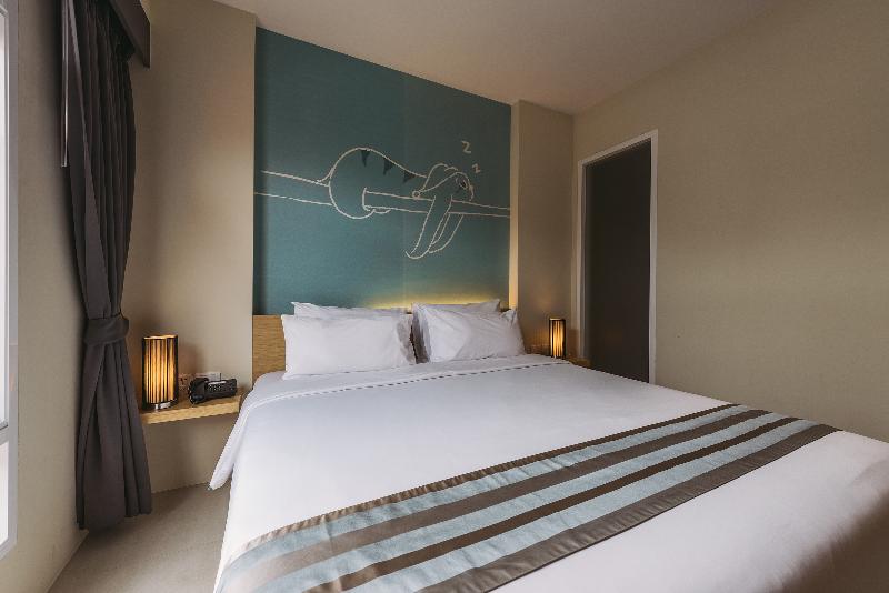 TIRAS Patong Beach Hotel - Oda