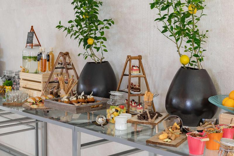 Radisson Blu Hotel & Residence, Riyadh - Toplantı