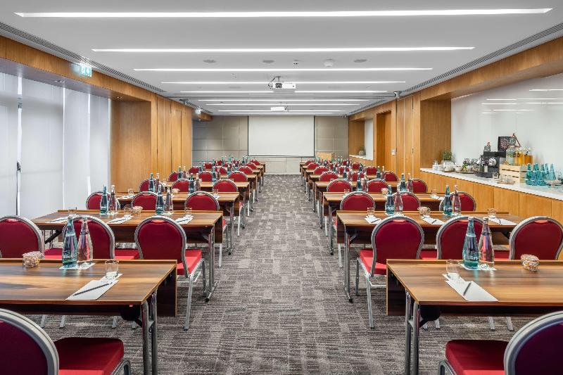 Radisson Blu Hotel & Residence, Riyadh - Toplantı