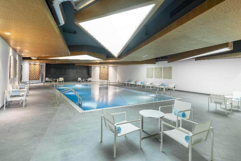 Radisson Blu Hotel & Residence, Riyadh - Havuz