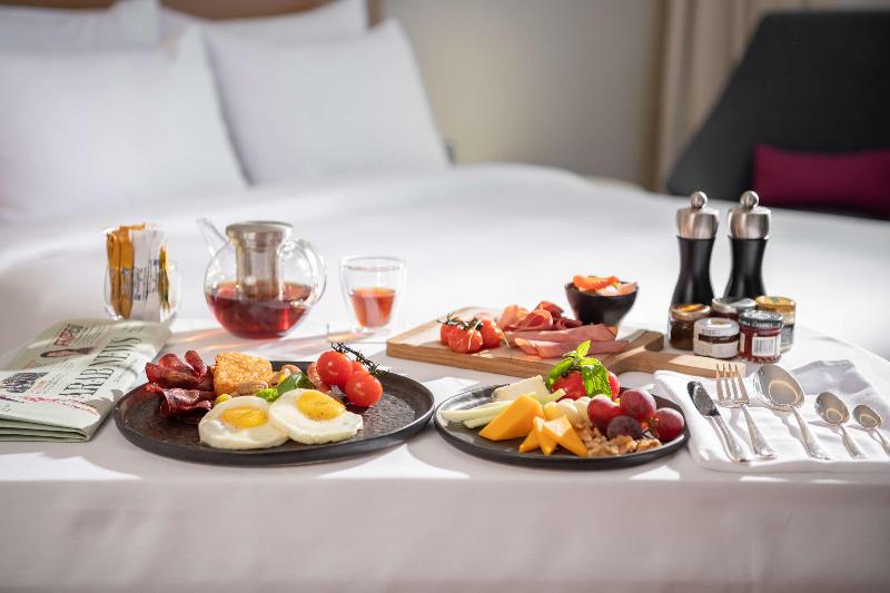 Radisson Blu Hotel & Residence, Riyadh - Restoran