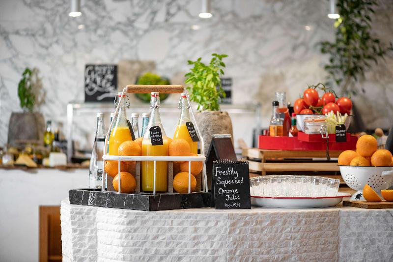 Radisson Blu Hotel & Residence, Riyadh - Restoran