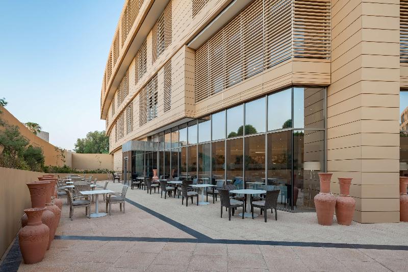 Radisson Blu Hotel & Residence, Riyadh - Restoran