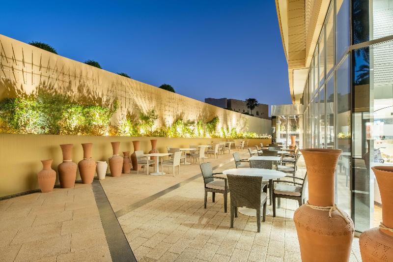 Radisson Blu Hotel & Residence, Riyadh - Restoran