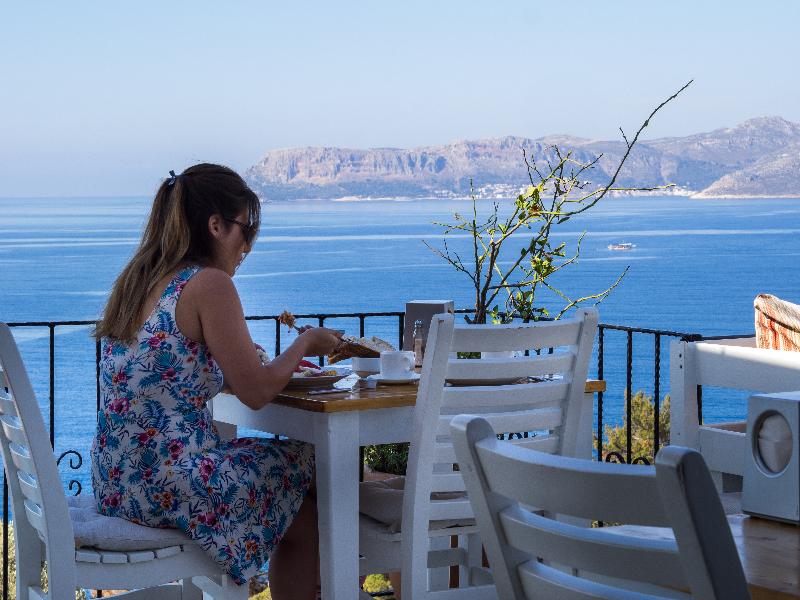 Hotel Hideaway - Genel