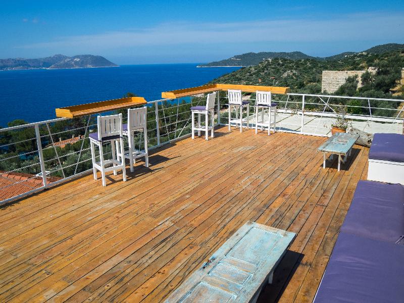 Hotel Hideaway - Genel