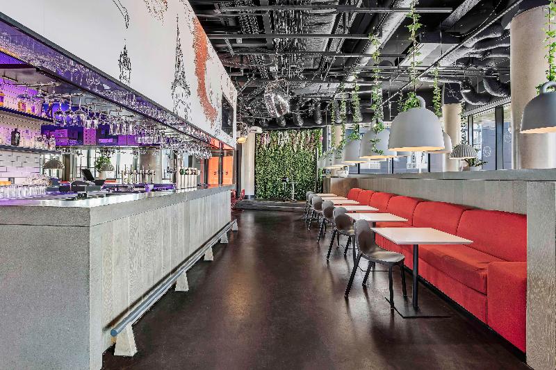 Radisson RED Hotel, Glasgow - Bar