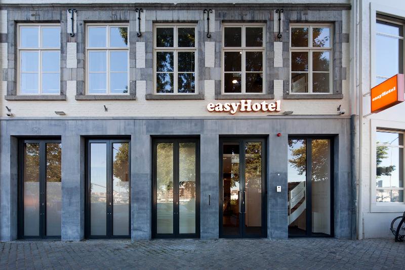 easyHotel Maastricht City Centre - Genel