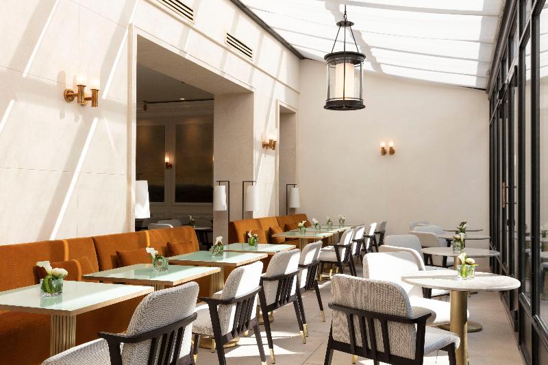 Les Jardins Du Faubourg - Restoran