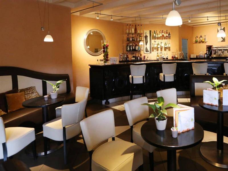 Les Criquets Hôtel Restaurant Spa - Bar