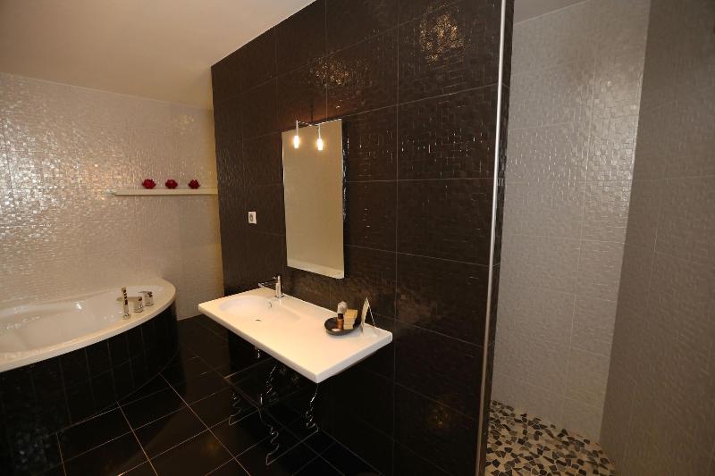 Les Criquets Hôtel Restaurant Spa - Oda