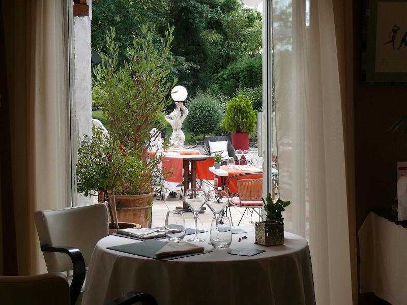 Les Criquets Hôtel Restaurant Spa - Restoran