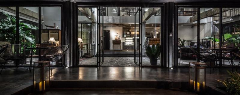 Ir-On Hotel - Lobi