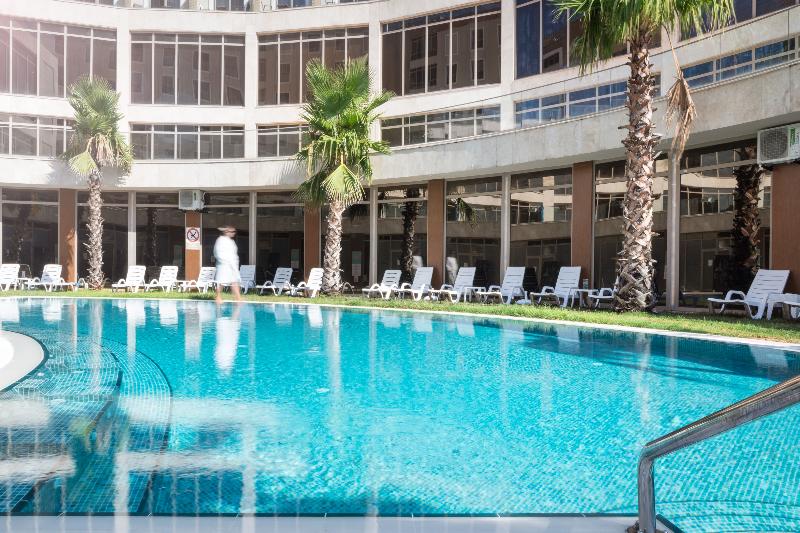Istanbul Medikal Termal Hotel Tuzla - Havuz