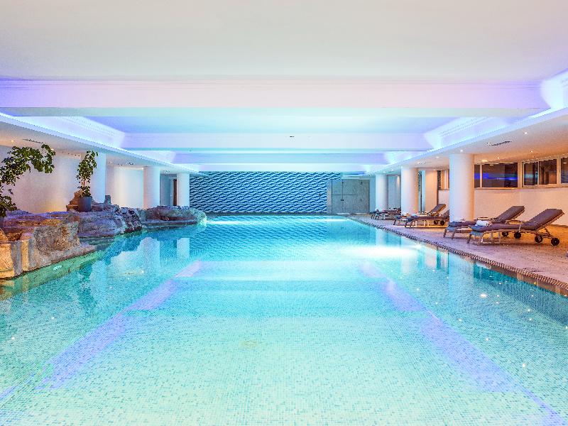 Olympic Lagoon Resort - Havuz