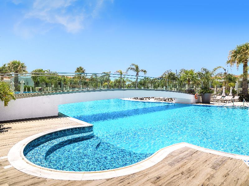 Olympic Lagoon Resort - Havuz