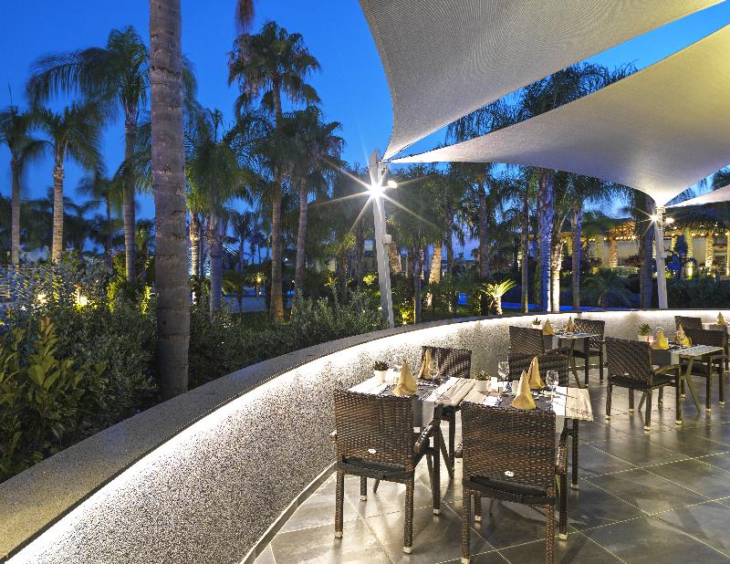 Olympic Lagoon Resort - Restoran
