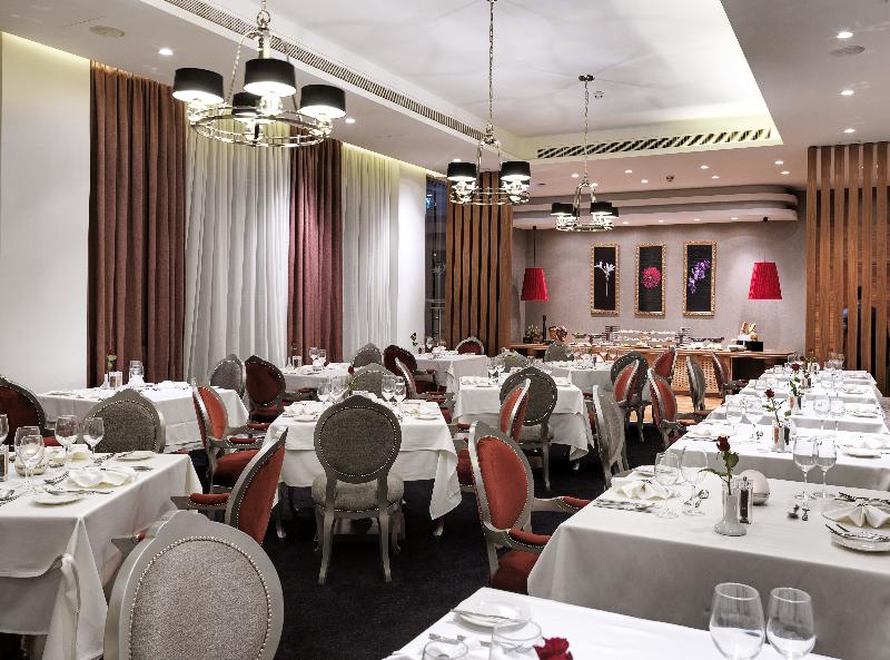Olympic Lagoon Resort - Restoran