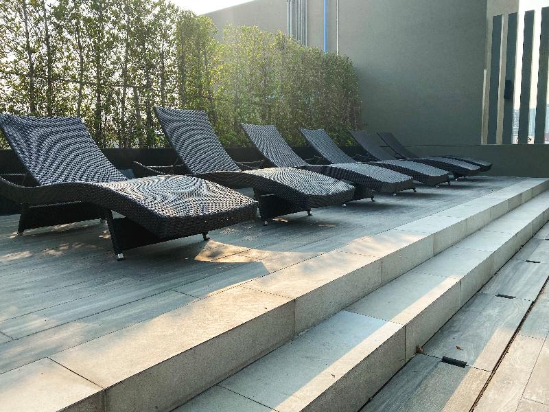 Alix Bangkok Hotel - Havuz