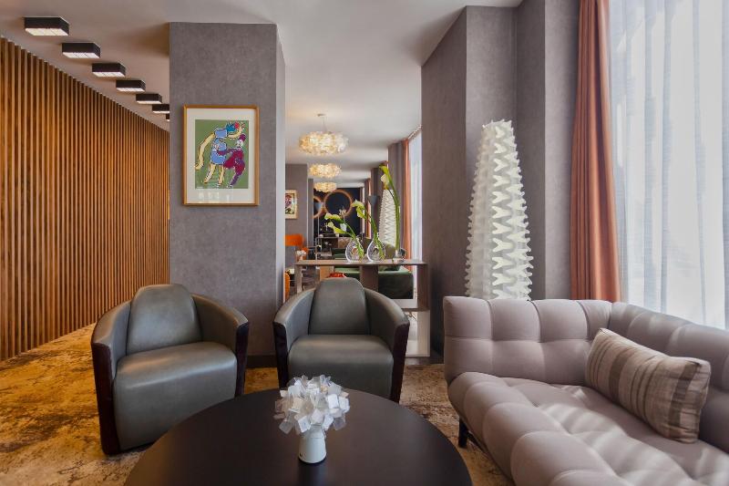 ADAM Hotel Suites - Lobi
