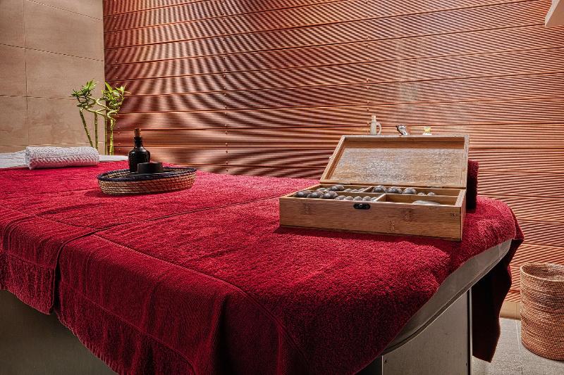 ADAM Hotel Suites - Aktivite