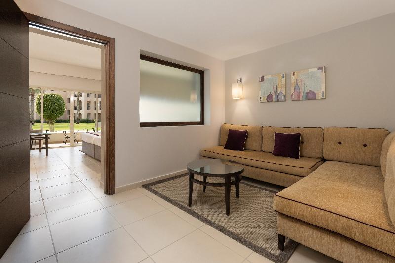 JAZ Oriental, Almaza Bay - Oda