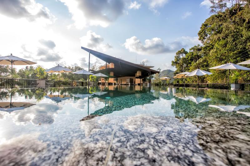 Marina Sands Resort (SHA Extra Plus+) - Havuz