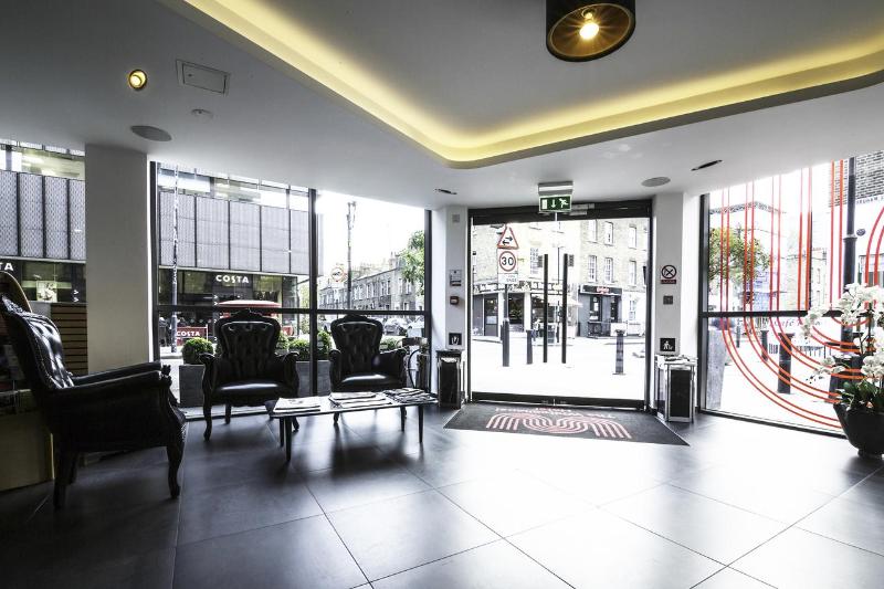 The Whitechapel Hotel - Lobi