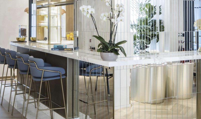 Hotel Parisianer - Lobi