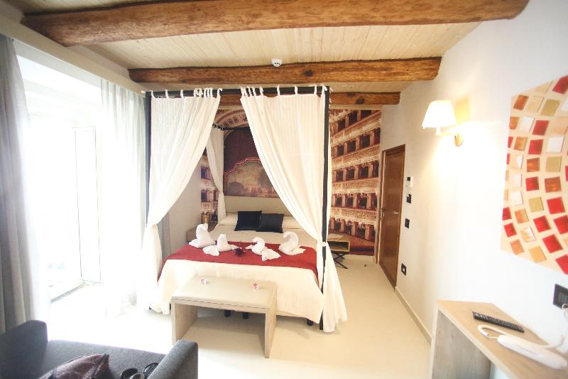 Relais Piazza del Plebiscito - Oda
