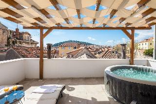 Le Premier Luxury Rooms fotoÄŸrafÄ±