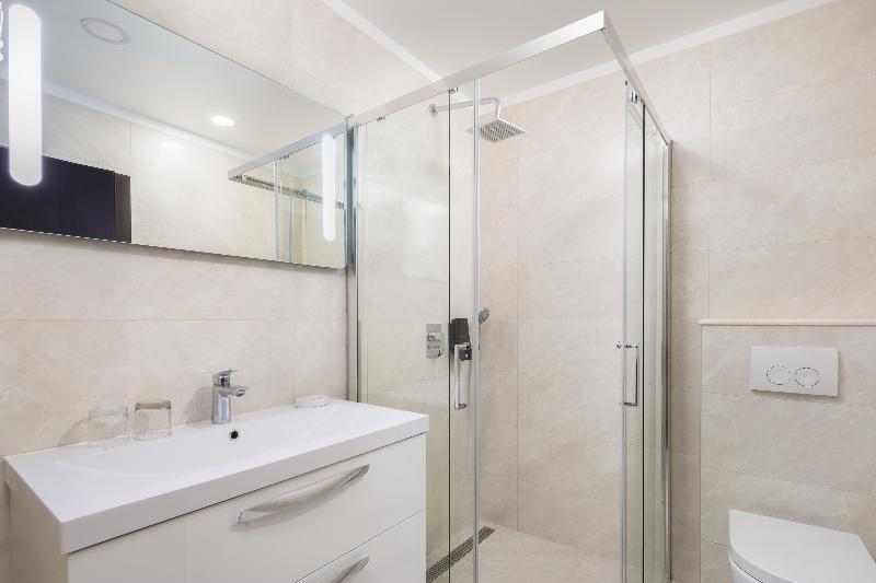 Le Premier Luxury Rooms - Oda