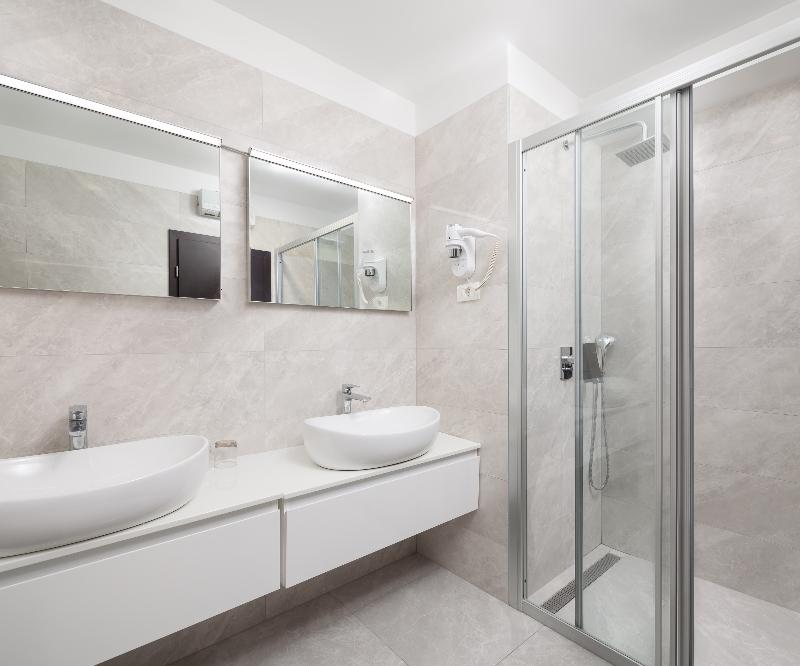 Le Premier Luxury Rooms - Oda