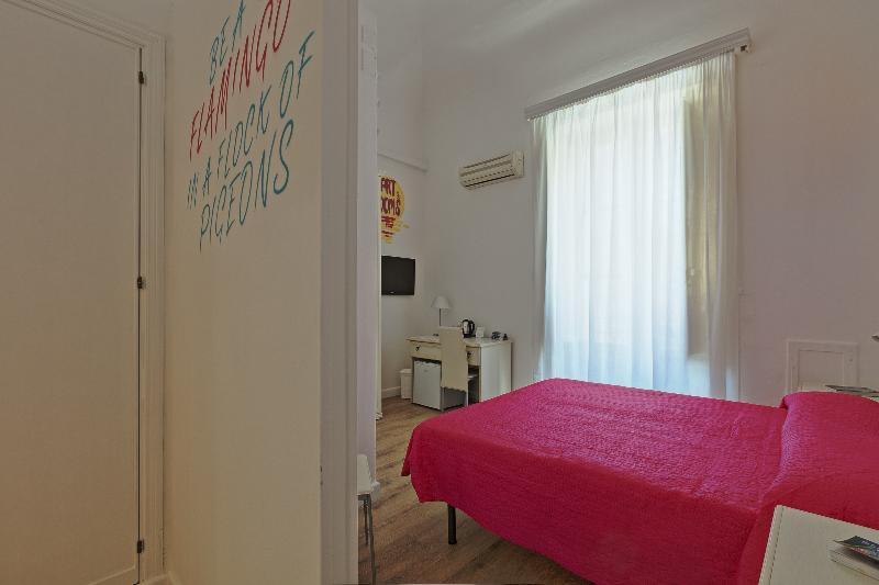 Afea Art & Rooms - Oda
