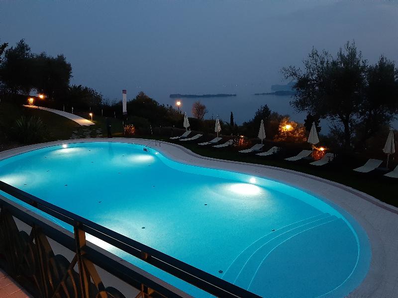 Domina Borgo Degli Ulivi ( Lake Garda ) - Havuz