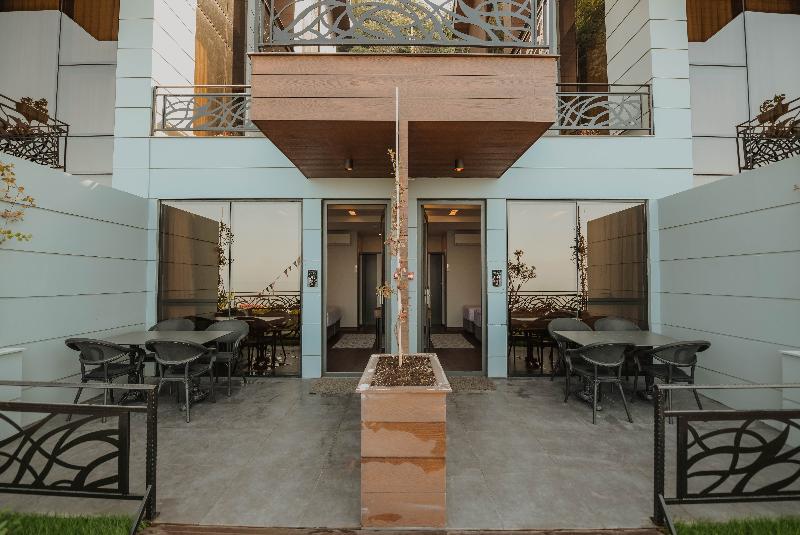 Peerless Villas Hotel - Oda