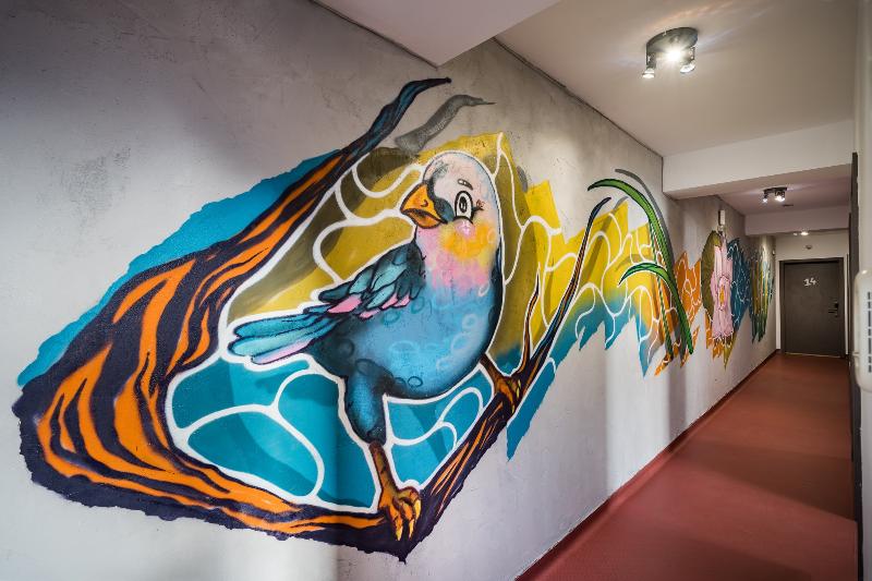 Graffiti Hotel - Lobi