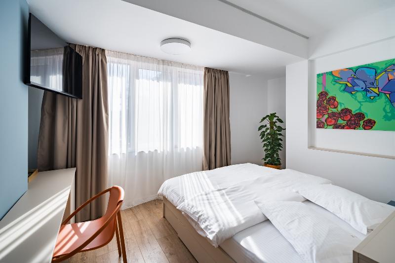 Graffiti Hotel - Oda