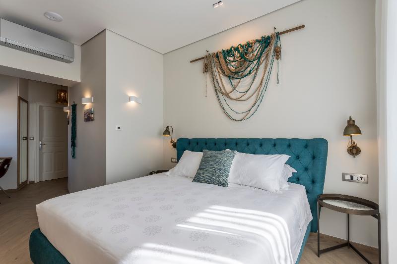 Seaview Luxury Retreat - Oda