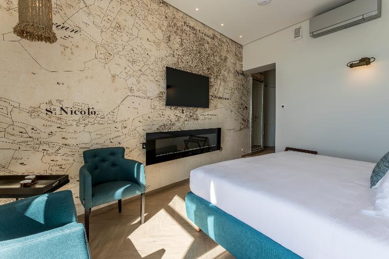 Seaview Luxury Retreat - Oda