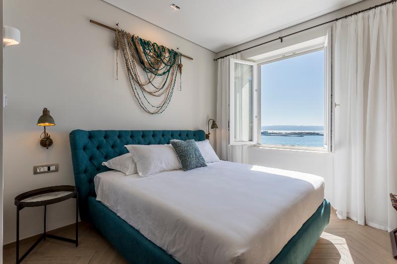 Seaview Luxury Retreat - Oda