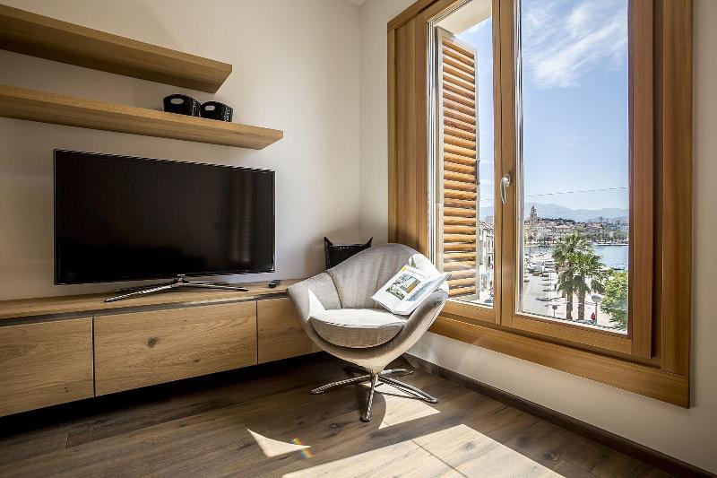 Seaview Luxury Retreat - Oda
