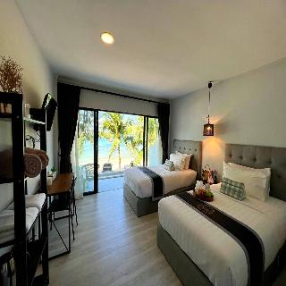 Thai Kamala Beach Front fotoÄŸrafÄ±