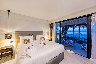 Thai Kamala Beach Front fotoÄŸrafÄ±